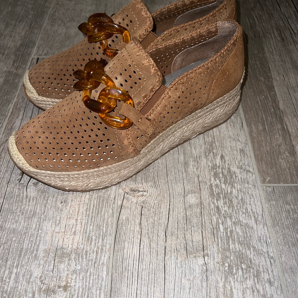 NWOT DOLCE VITABrown Wedge Loafers
